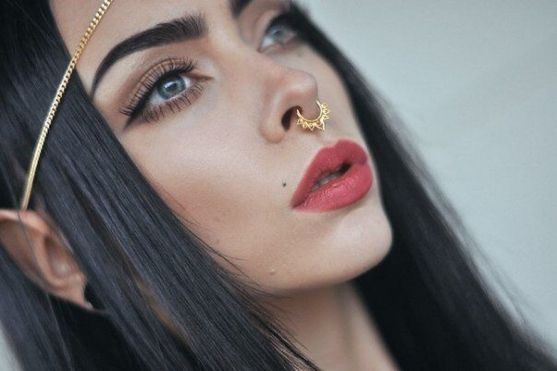 Gesichtspiercing