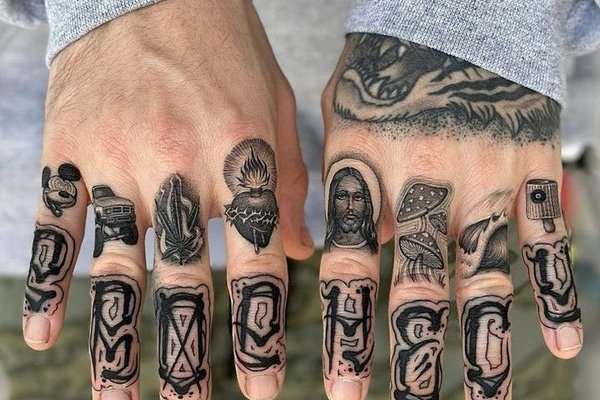 Finger-Tattoos für Männer