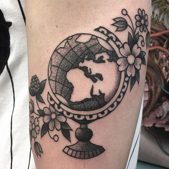 27+ Weltkugel TattoosIdeen Vorlagen & Für Männer und Frauen