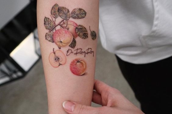 Apfel Logo Tattoo