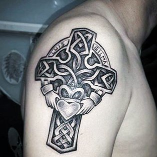 27+ Keltische TattoosIdeen Für Frauen und Männer & Vorlagen