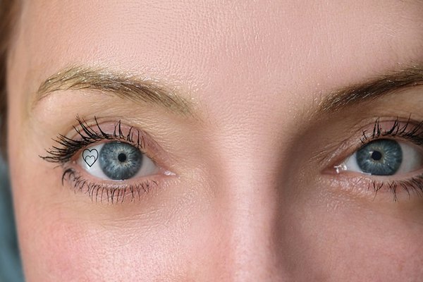 Augen Piercing