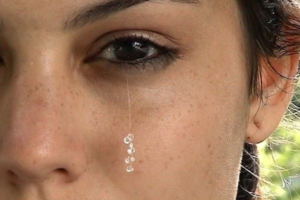 Augen Piercing