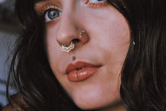 Gesichtspiercing