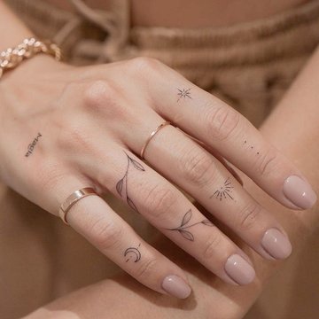 Tattoo Finger