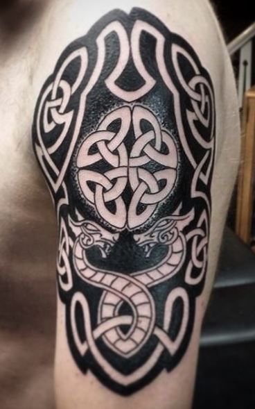 27+ Keltische TattoosIdeen Für Frauen und Männer & Vorlagen