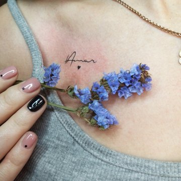 Tattoo Buchstabe mit Herz