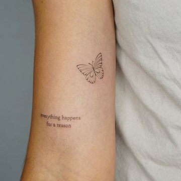 Tattoo mit kurzem Spruch