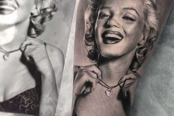 Realistisches Marilyn-Monroe-Tattoo auf dem Unterarm