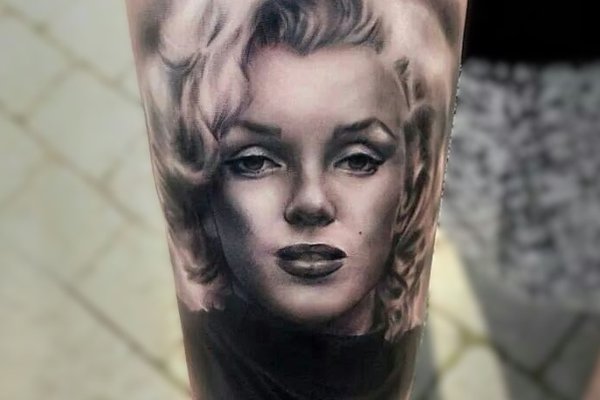 Black-&-Grey-Tattoo von Marilyn Monroe