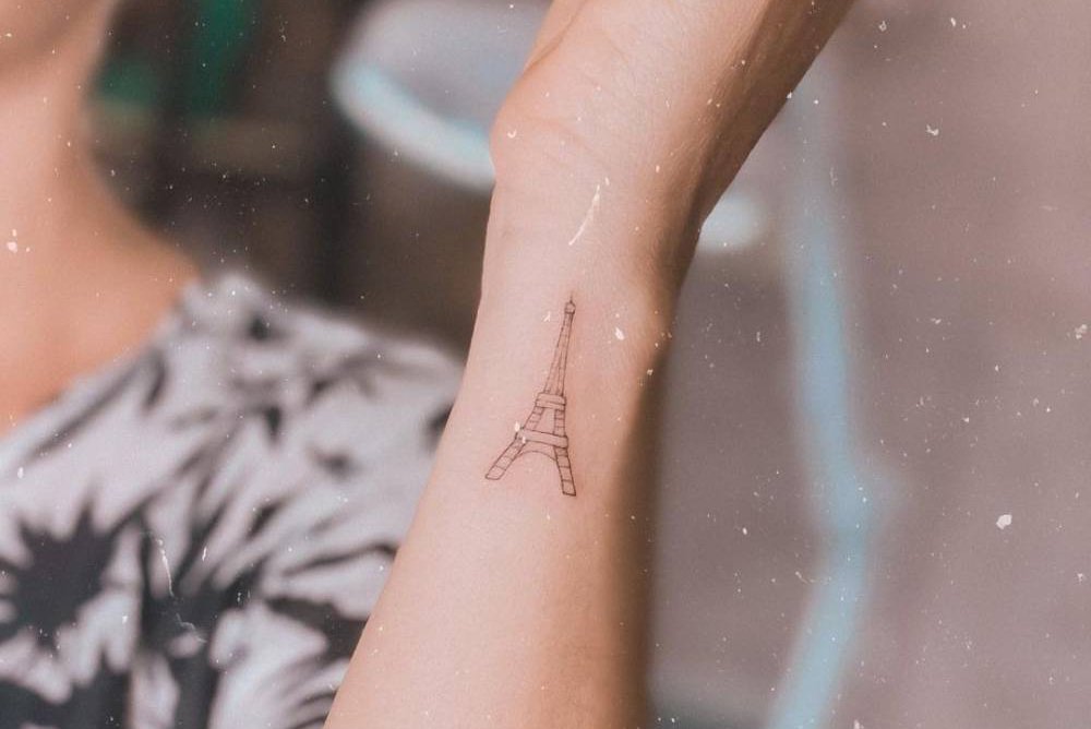 Eiffelturm Tattoo