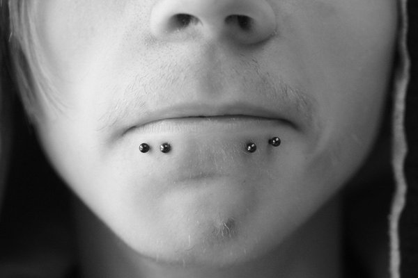 Arten von lippen piercing