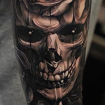 Schädel mit Rosen im Blackwork-Stil